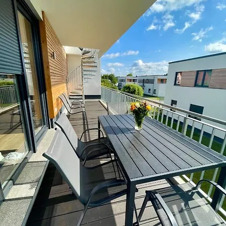 Hangar 19 Weitblick 1-3 Lägenhet *