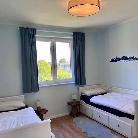 Hangar 19 Weitblick 1-3 Lägenhet *